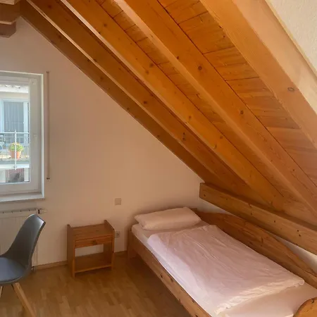 Apartment Loder Dachgeschoss *